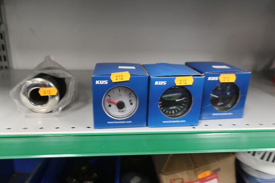 Hylde med div. varelager