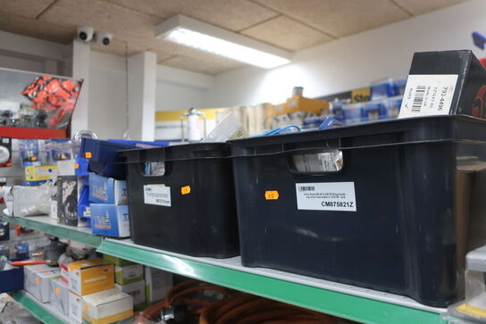 Hylde med div. varelager