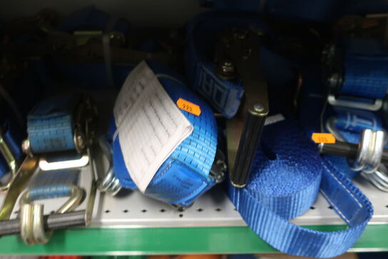 Hylde med div. Spændestroppe