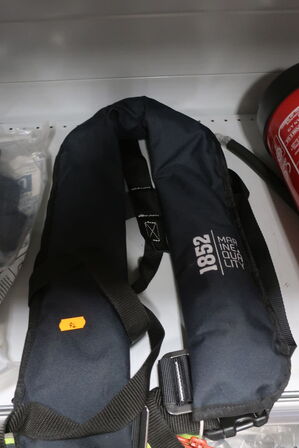 3 stk. redningsveste