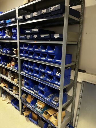 Indhold på 1 fag lagerreol