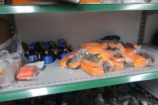 Hylde med div. Spændestroppe