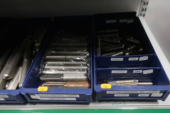 Hylde med div. Fittings