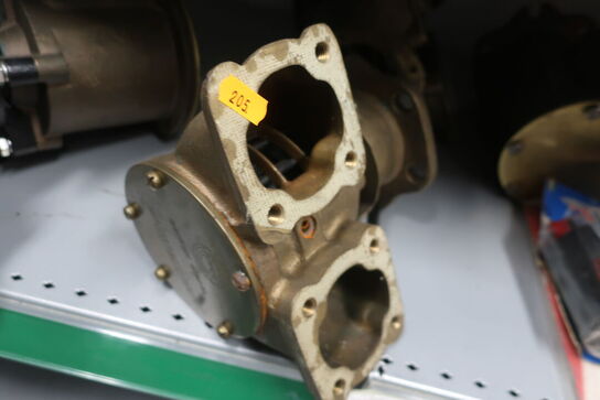 Hylde med div. varelager