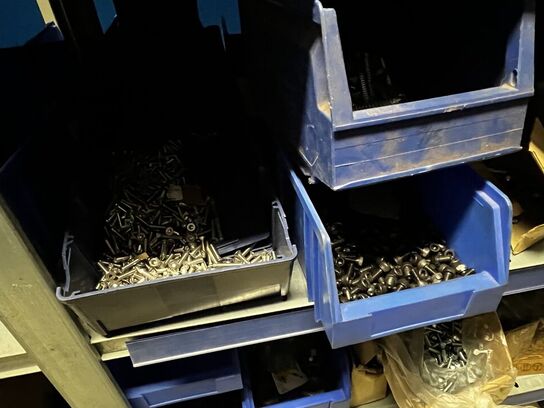 Indhold på 1 fag lagerreol