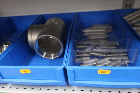 Hylde med div. Fittings