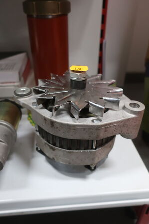 Hylde med div. varelager