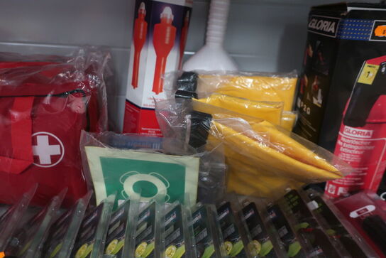 Div. Førstehjælpskit, sikkerhedsveste m.m.