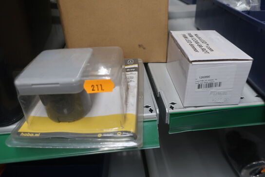 Hylde med div. varelager