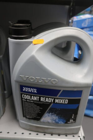 2 dunke kølemiddel VOLVO PENTA Coolant Ready Mixed 40/60