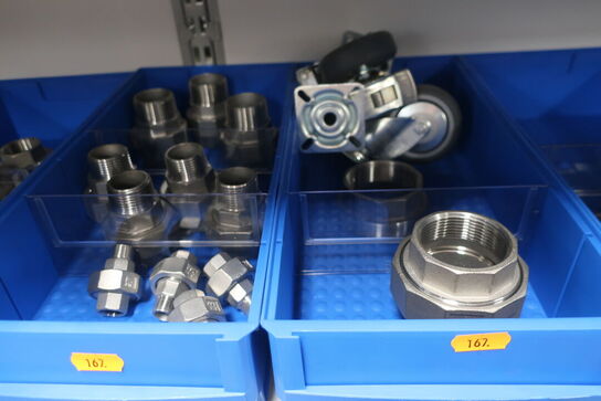 Hylde med div. Fittings