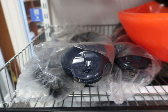 Hylde med div. varelager