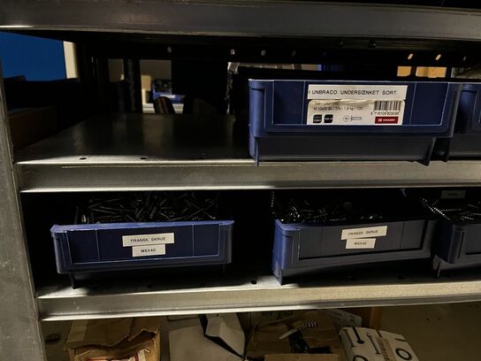 Indhold på 1 fag lagerreol