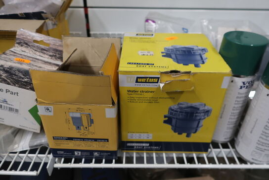 Hylde med div. Varelager VOLVO PENTA m.fl.