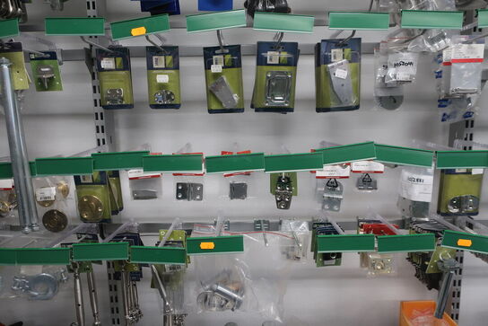 Div. Karabinhager, beslag m.m.