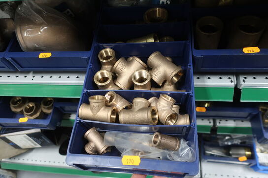 Hylde med div. Fittings