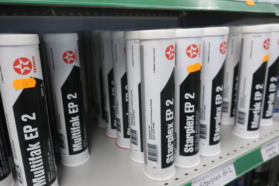 Hylde med div. Plejemidler TEXACO m.fl.