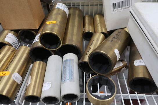 Hylde med div. varelager