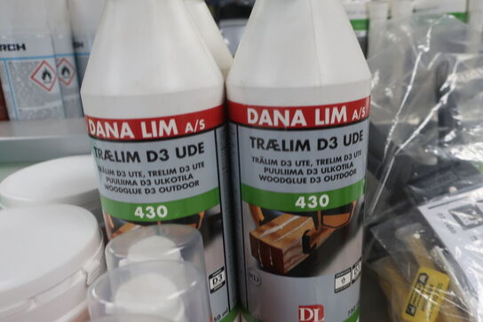 Hylde med div. Lim m.m.