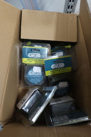 Hylde med div. varelager