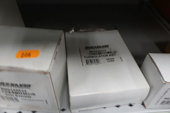 3 stk. hylder med div. varelager