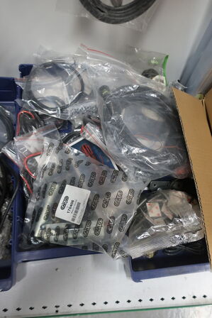 Hylde med div. varelager