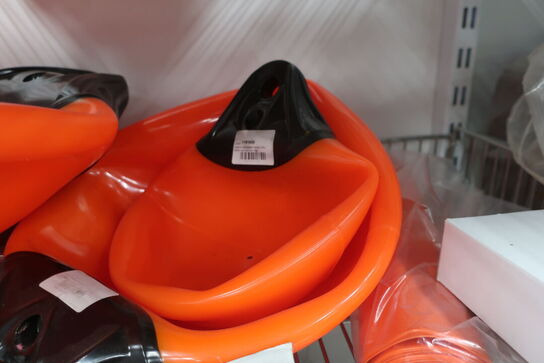 Hylde med div. varelager