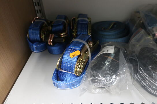 Hylde med div. Spændestroppe