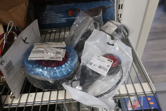 Hylde med div. varelager