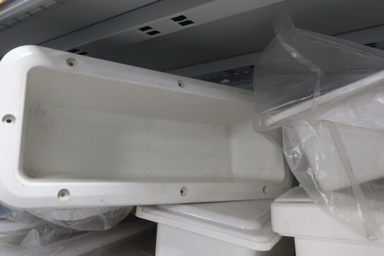 Hylde med div. varelager