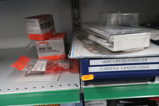 Hylde med div. varelager