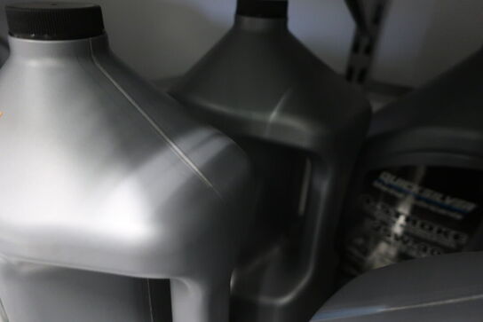 Hylde med div. Olie LIQUI MOLY