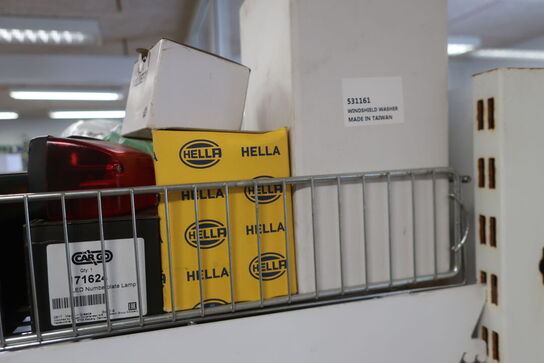 Hylde med div. varelager