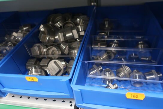 Hylde med div. Fittings