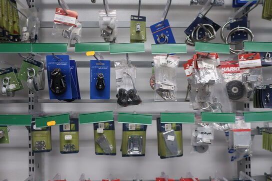 Div. Karabinhager, beslag m.m.