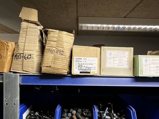 Indhold på 1 fag lagerreol