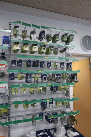 AM Handel og Service ApS *Del 1 - Butik*