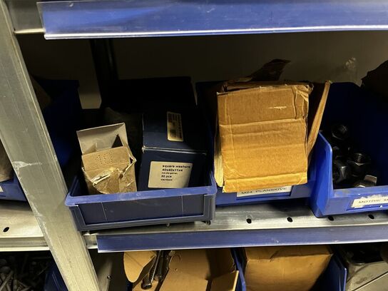 Indhold på 1 fag lagerreol