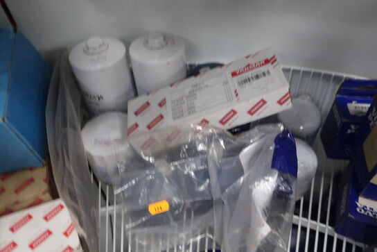 Hylde med div. varelager