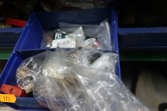 Hylde med div. Fittings