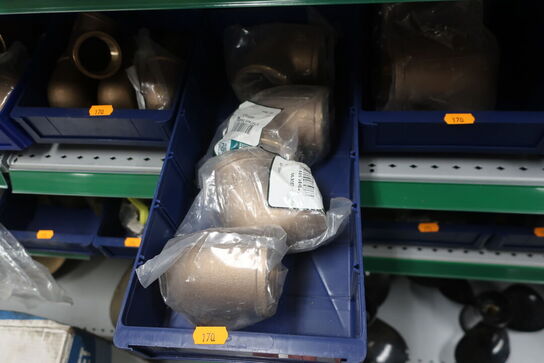 Hylde med div. Fittings