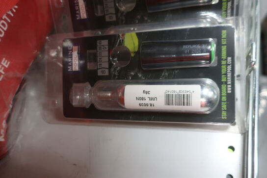 Div. Førstehjælpskit, sikkerhedsveste m.m.