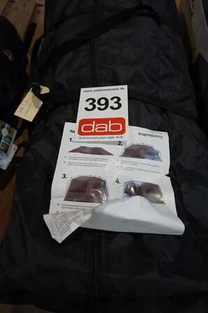 North Field Grenada telt 7 personer 