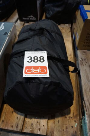 North Field Nexø tipitelt - 8 personers