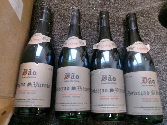 4 flasker vin Dão
