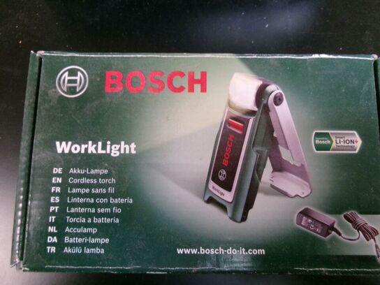 1 stk. kabelboks, 1 stk. arbejdslampe