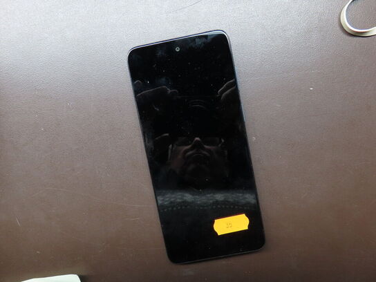 Mobiltelefon, MOTOROLA XT2229-2