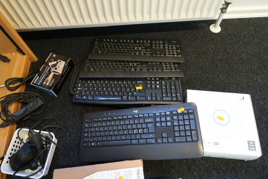 Div. Tastaturer, mus, headset m.m.