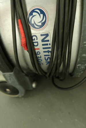 Støvsuger NILFISK GD 930G samt div. Lagerreoler m.m.