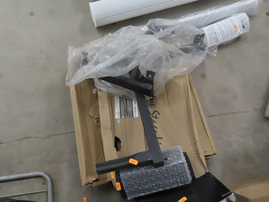 Palle med blandede højtalere og ophæng BOSE, WORK, MONACOR mv.